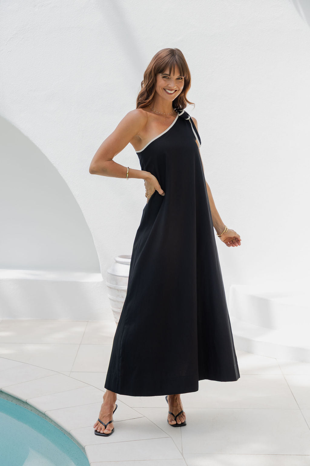 Lucinda One-Shoulder Maxi Dress - Black