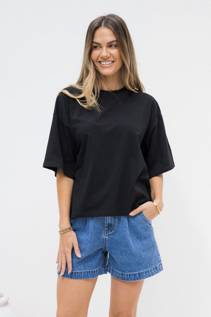 Koah Boxy-Fit Tee - Black
