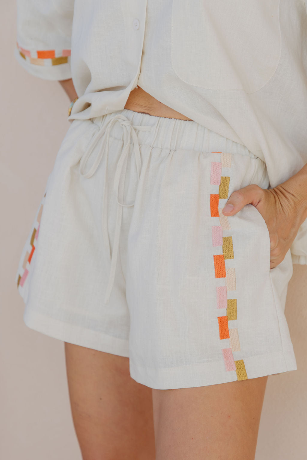Alba Linen Shorts - Sand