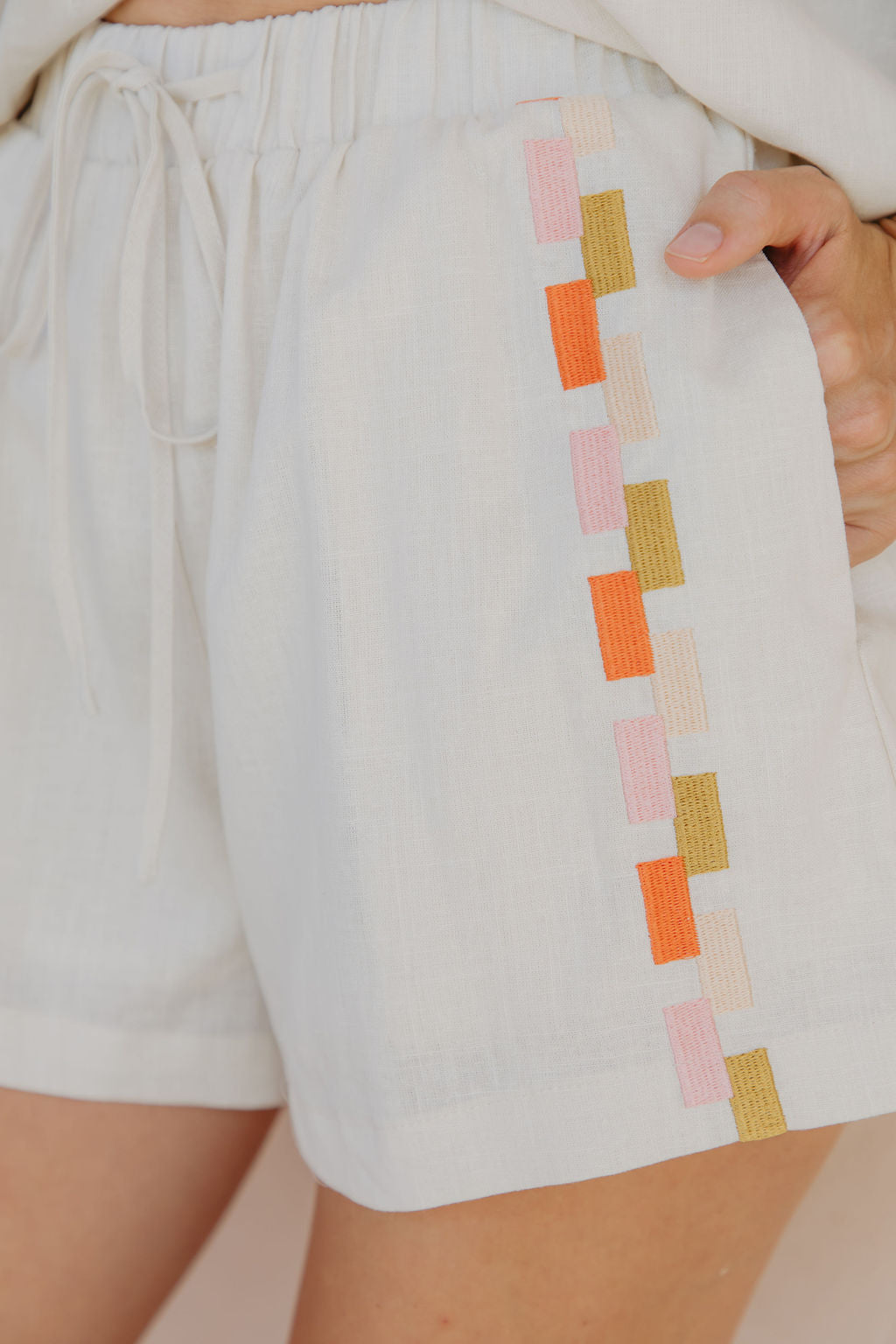 Alba Linen Shorts - Sand
