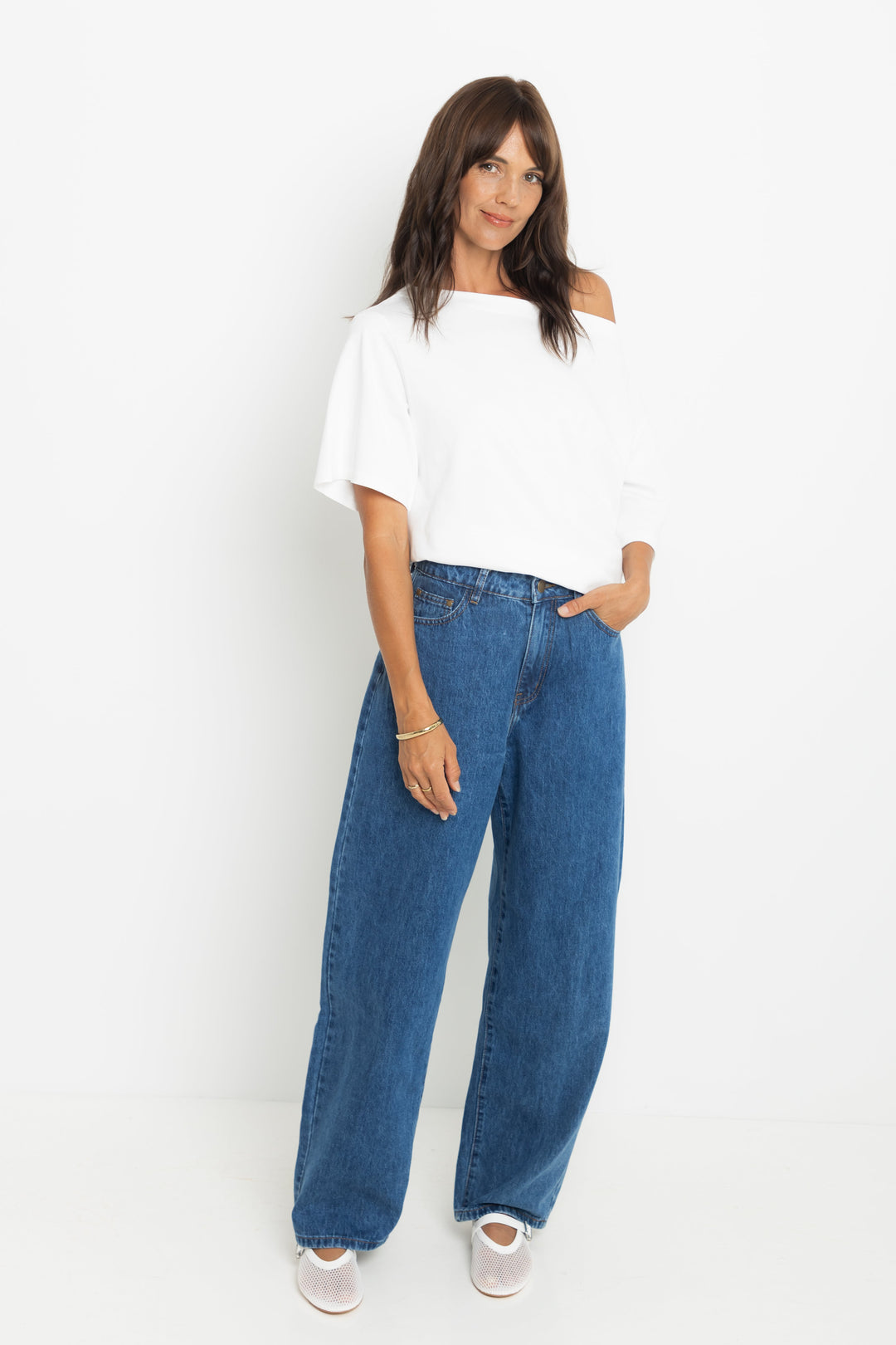 Bodhi Barrel Denim Jeans - Mid Blue Wash - The Self Styler Exclusive