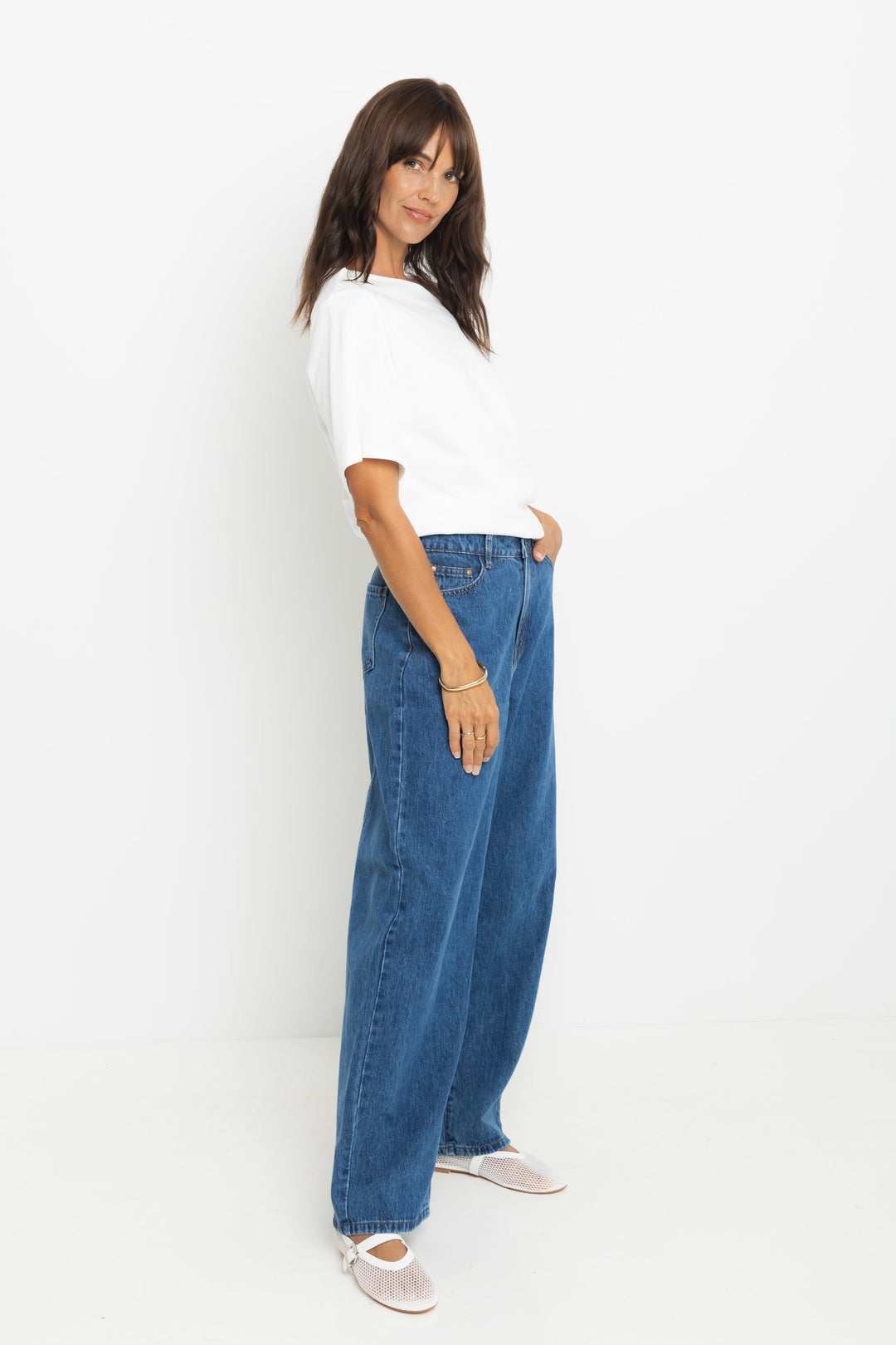Bodhi Barrel Denim Jeans - Mid Blue Wash - The Self Styler Exclusive