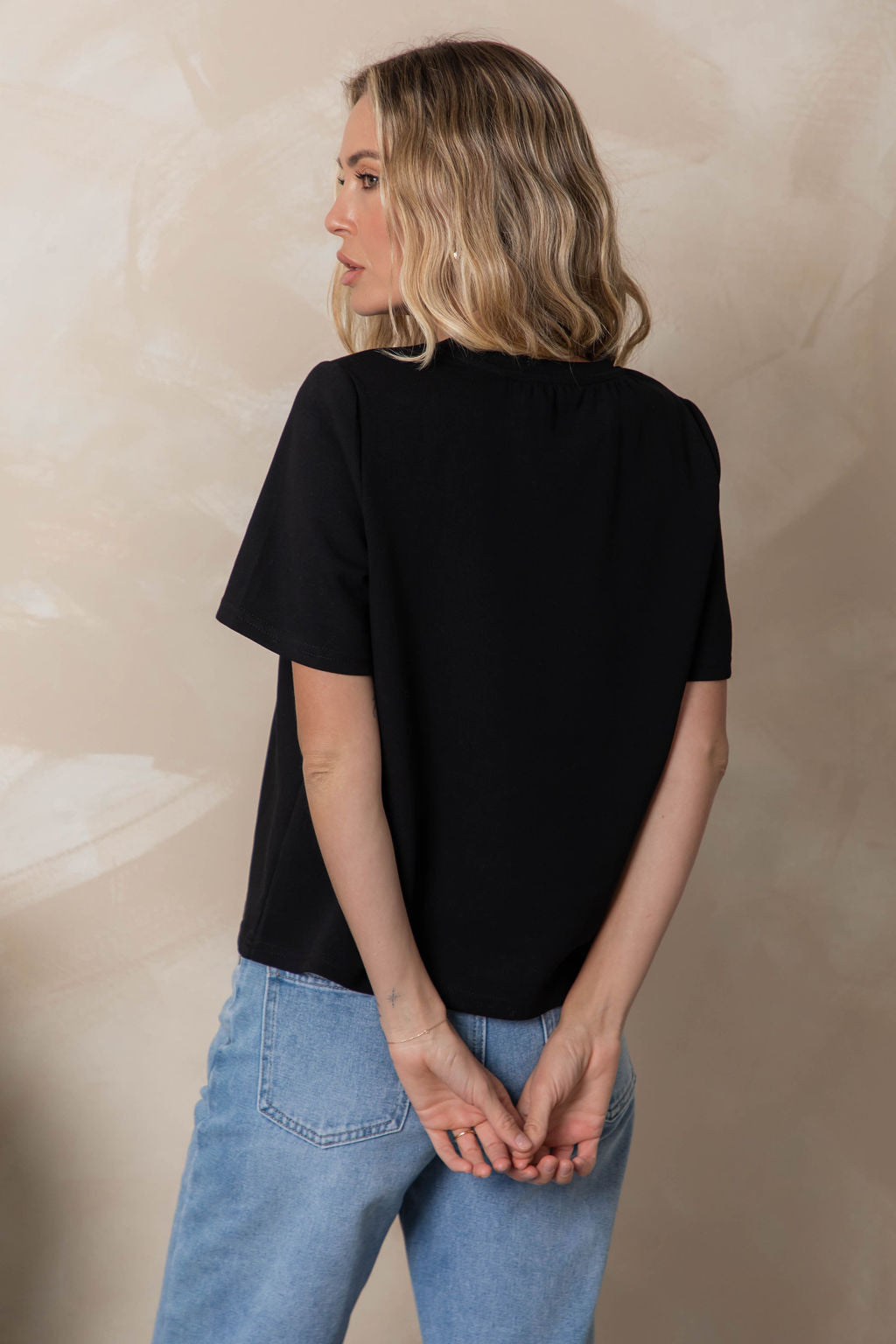 Lakey Relaxed-Fit Top - Black