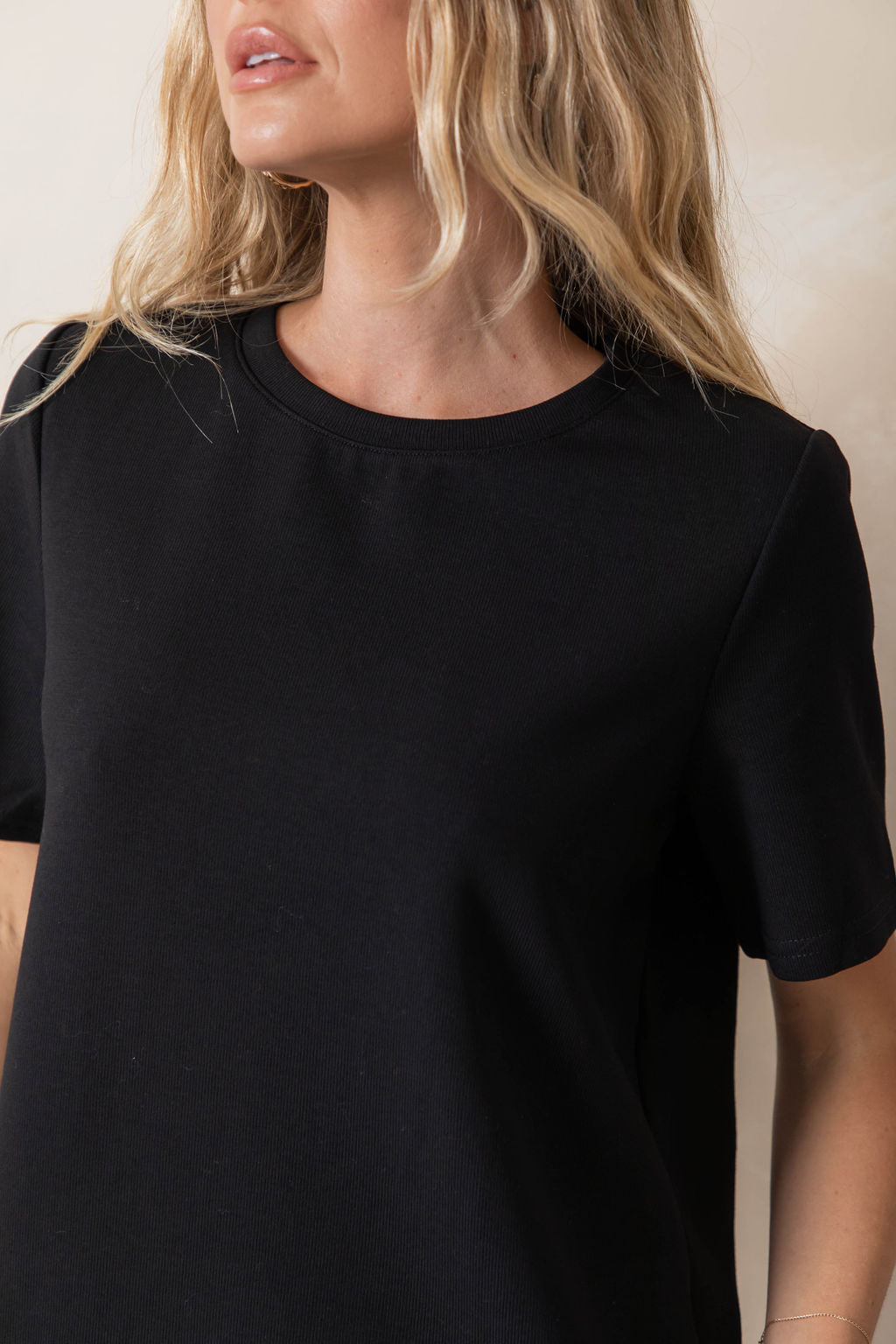 Lakey Relaxed-Fit Top - Black