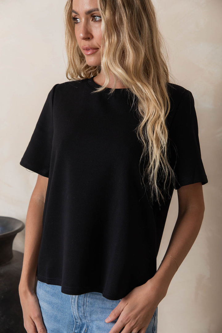 Lakey Relaxed-Fit Top - Black