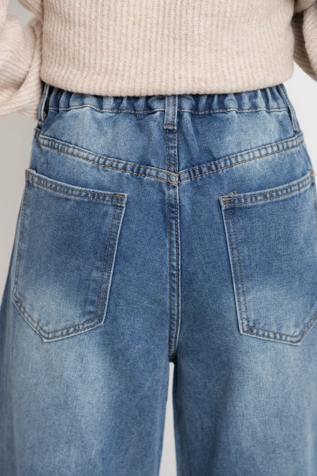 Cody Barrel Denim Jeans - Mid Blue Wash