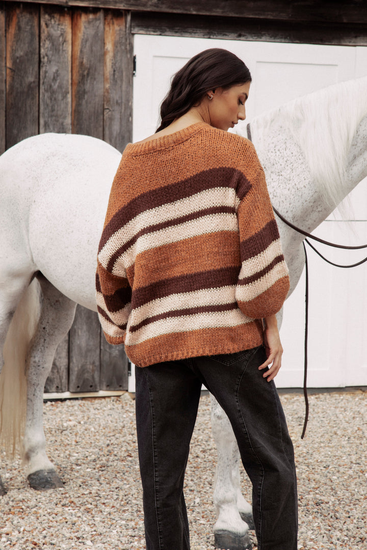 Soren V-Neck Knit - Rust