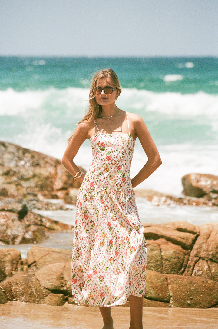 Botanique Midi Dress - Coral Wildflower